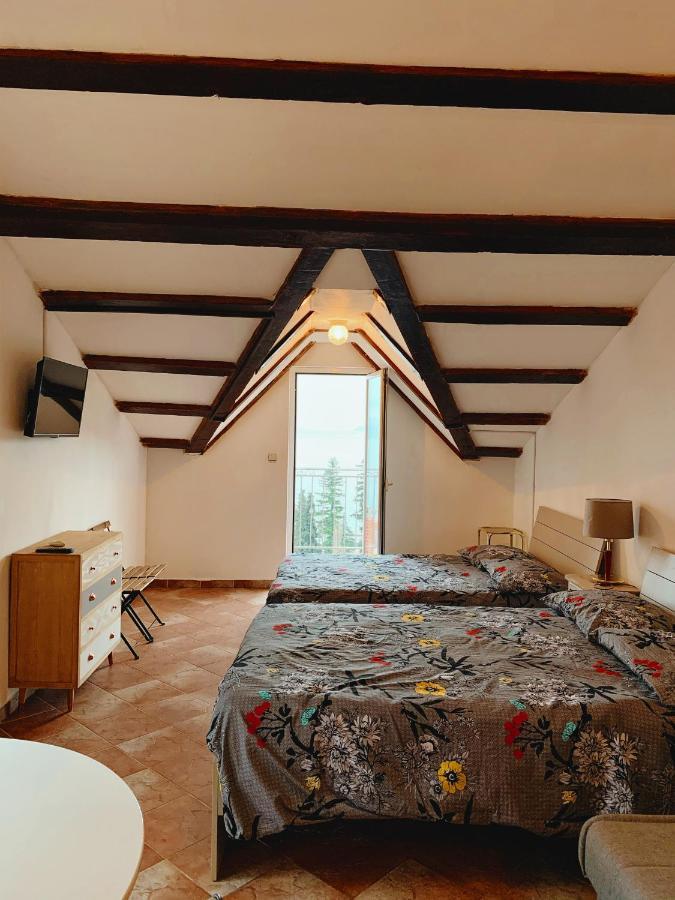 Villa Mihaela Ічичі Екстер'єр фото